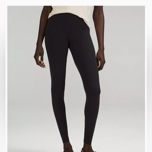 Like New Black Lululemon 28” Full length Leggings